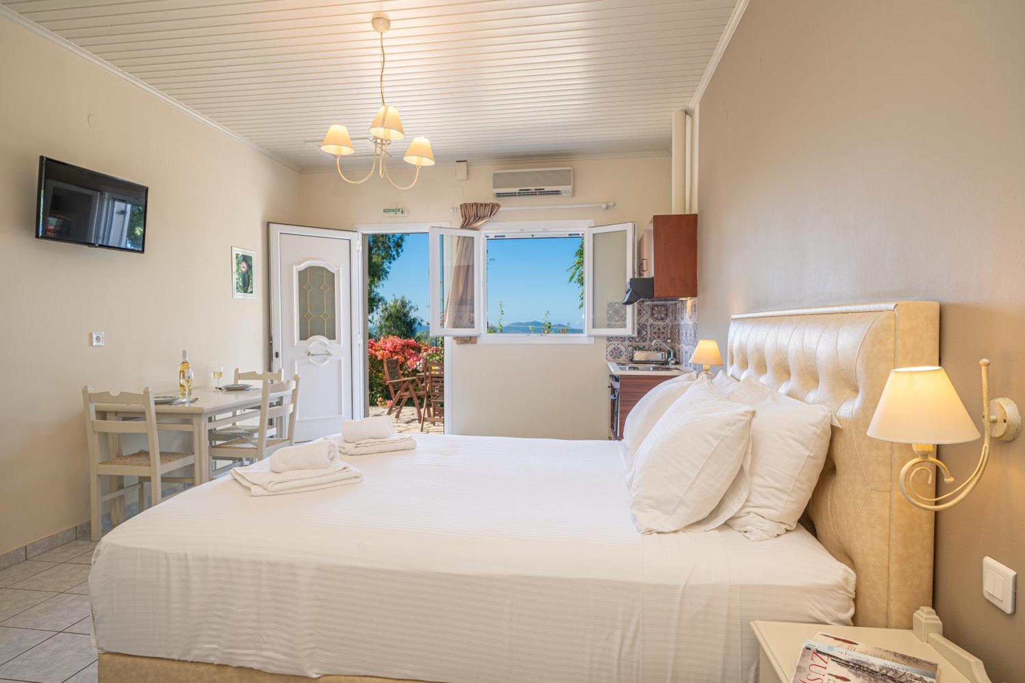Panoramic Sunset Apartment Kothreas Exterior photo