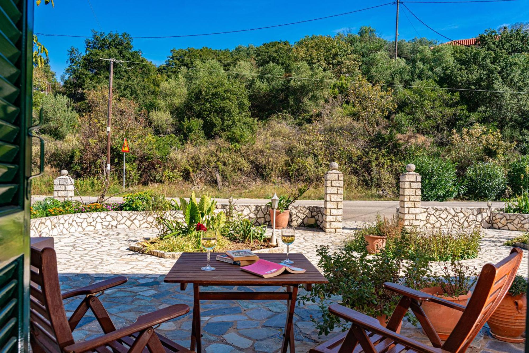 Panoramic Sunset Apartment Kothreas Exterior photo
